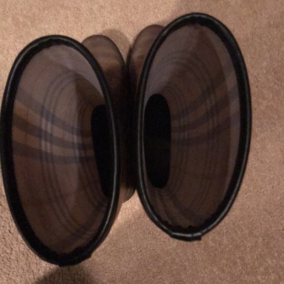 BURBERRY rain boots in excellent condition - Picture 10 of 17